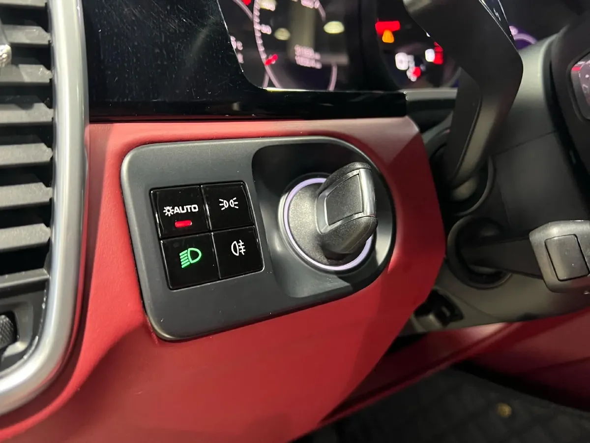 2019 Porsche Cayenne 3.0T 340HP V6 8AT,autocango,china used car exporter,china ev exporter,chinese used car exporter,chinese used ev exporter