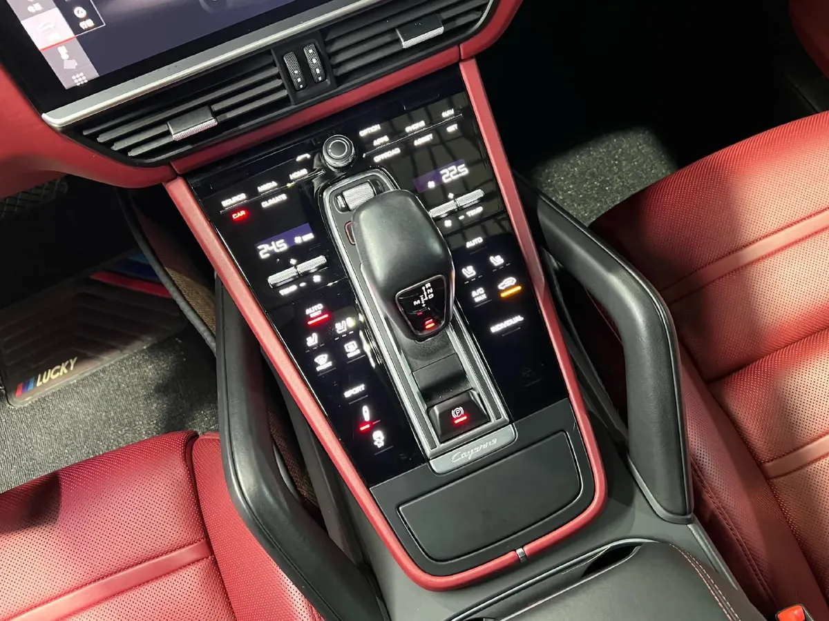 2019 Porsche Cayenne 3.0T 340HP V6 8AT,autocango,china used car exporter,china ev exporter,chinese used car exporter,chinese used ev exporter