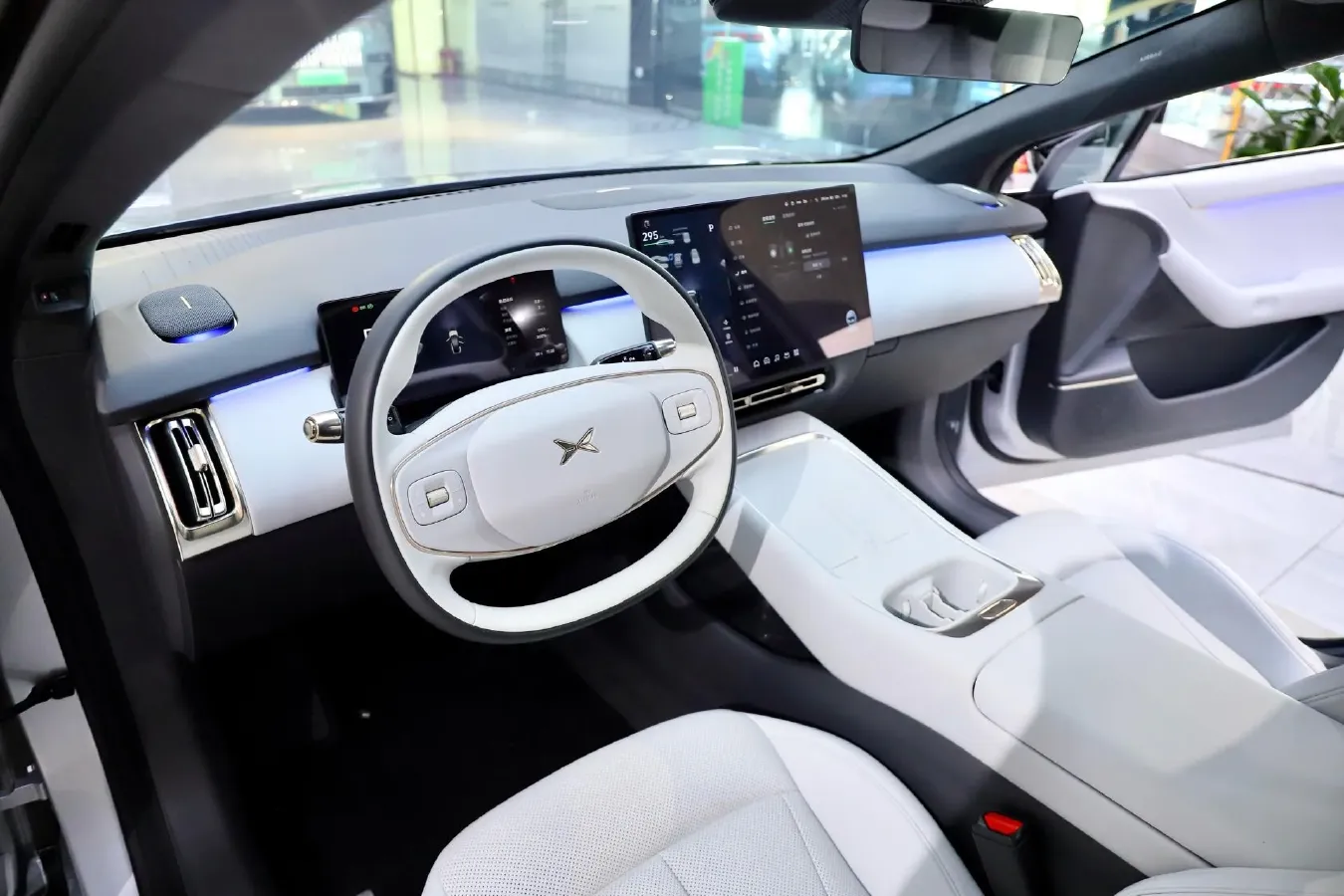 2024 Xpeng P7+ BEV 60.7KWH,autocango,china used car exporter,china ev exporter,chinese used car exporter,chinese used ev exporter