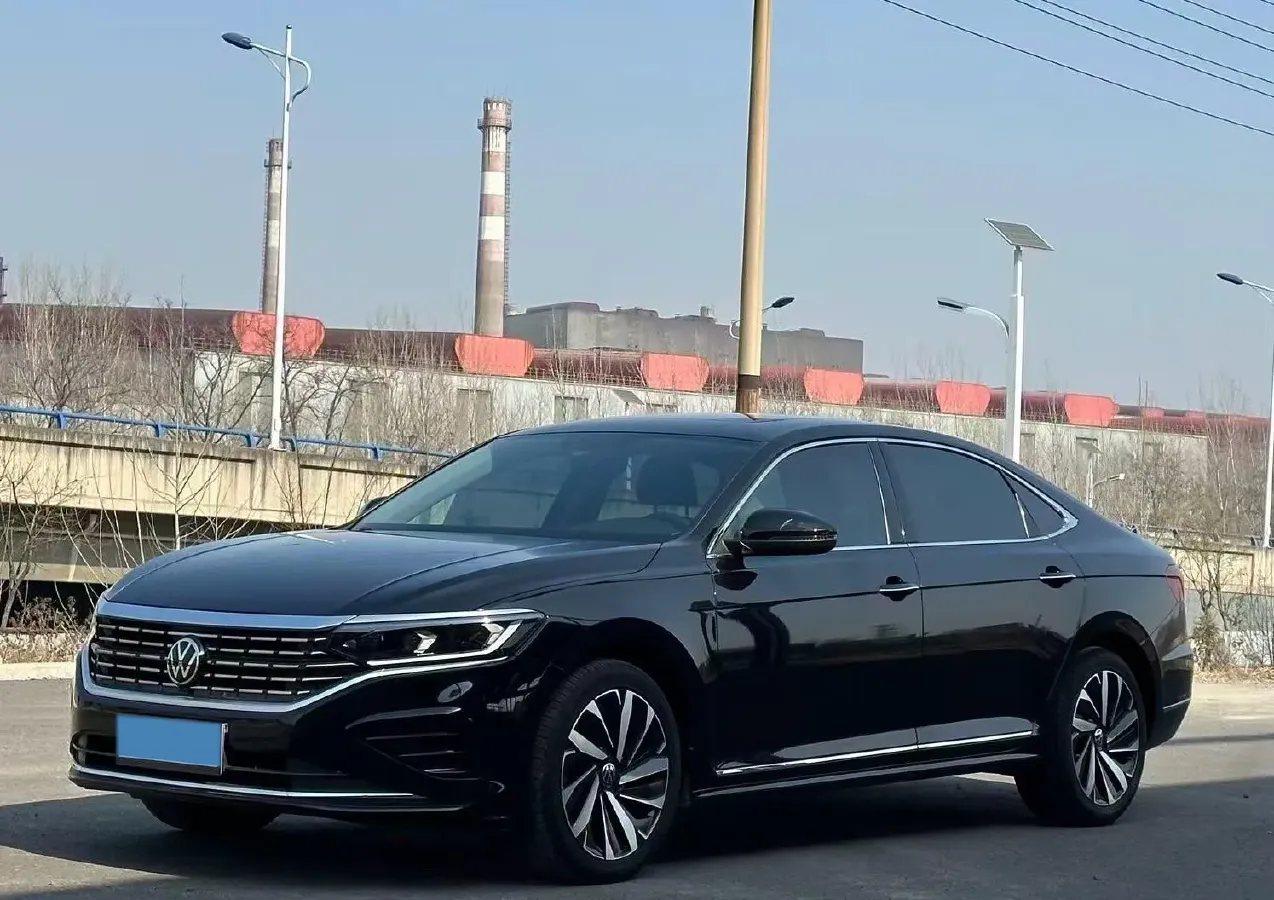 2023 Volkswagen Passat 2.0T 186HP L4 7DCT,autocango,china used car exporter,china ev exporter,chinese used car exporter,chinese used ev exporter
