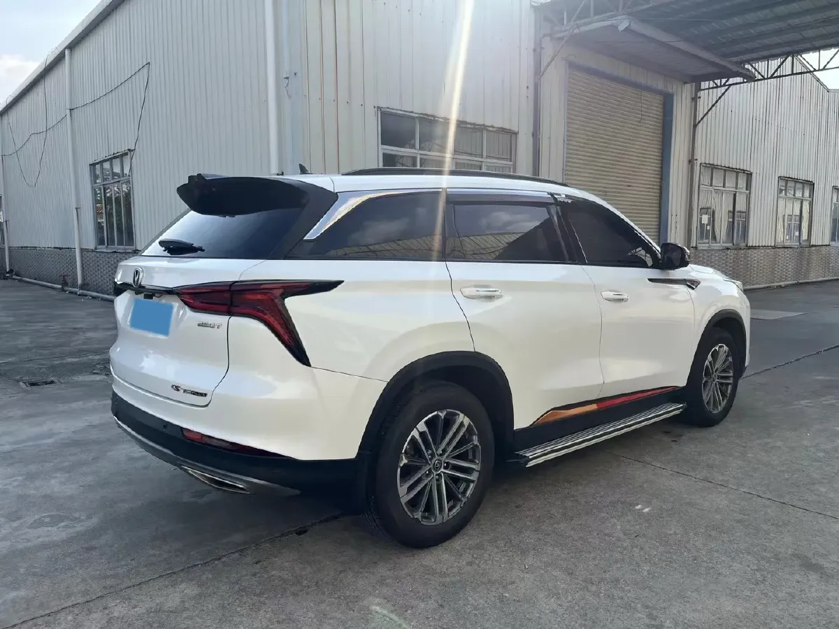 2021 ChangAn CS75 Plus 1.5T 178HP L4 6AT,autocango,china used car exporter,china ev exporter,chinese used car exporter,chinese used ev exporter