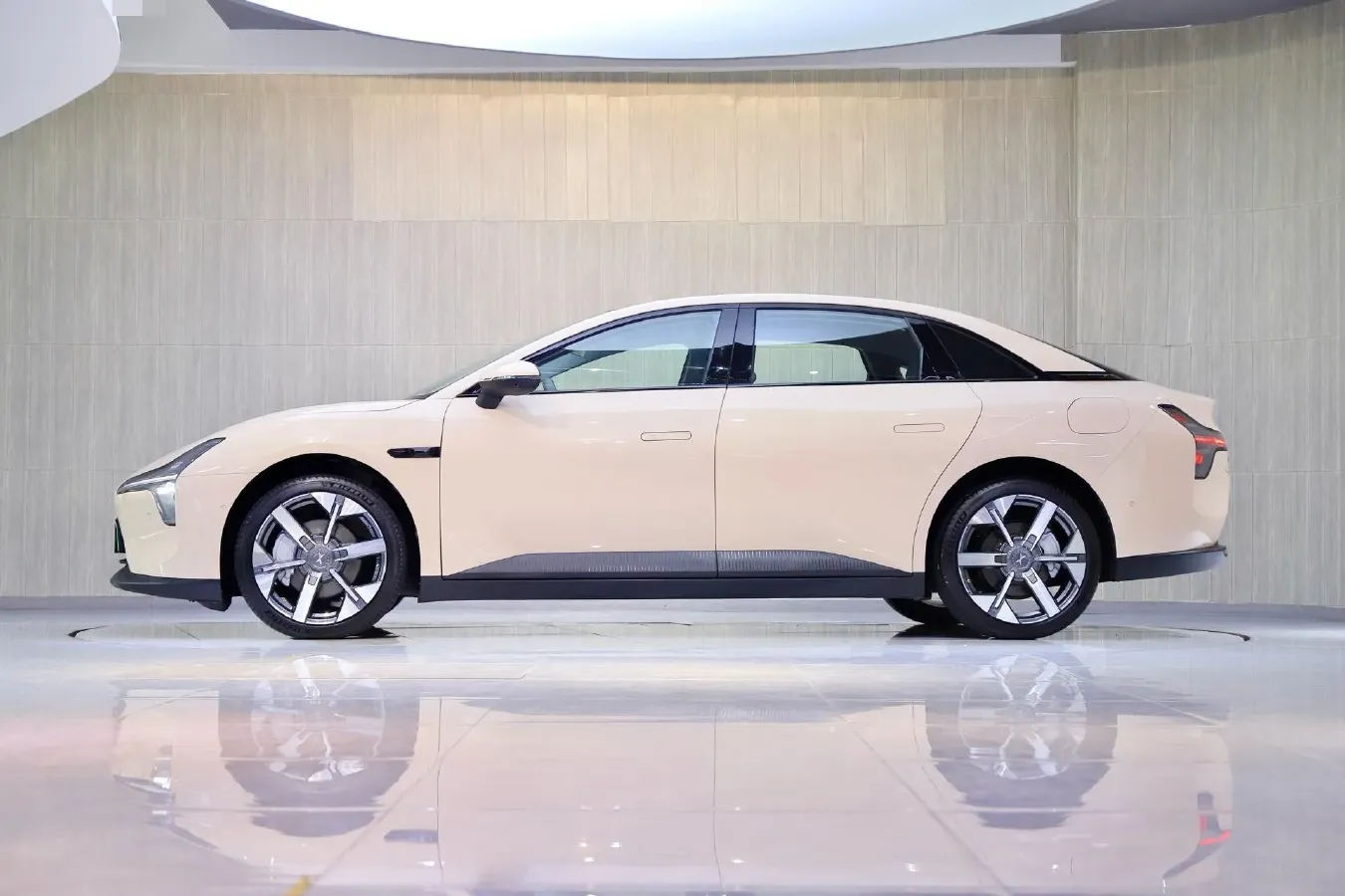 2024 Xpeng MONA M03 BEV 62.2KWH,autocango,china used car exporter,china ev exporter,chinese used car exporter,chinese used ev exporter