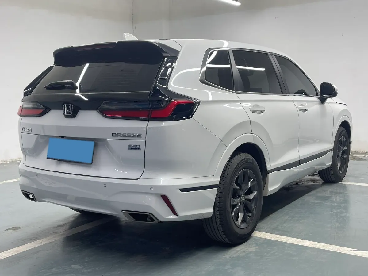 2025 Honda Breeze 1.5T 193HP L4 CVT,autocango,china used car exporter,china ev exporter,chinese used car exporter,chinese used ev exporter