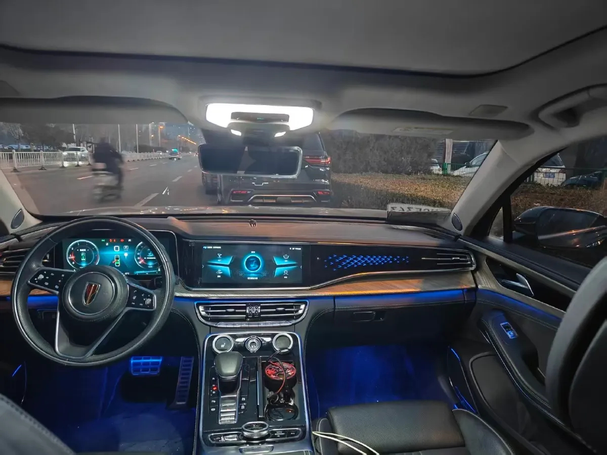 2020 HongQi H9 2.0T 252HP L4 7DCT,autocango,china used car exporter,china ev exporter,chinese used car exporter,chinese used ev exporter