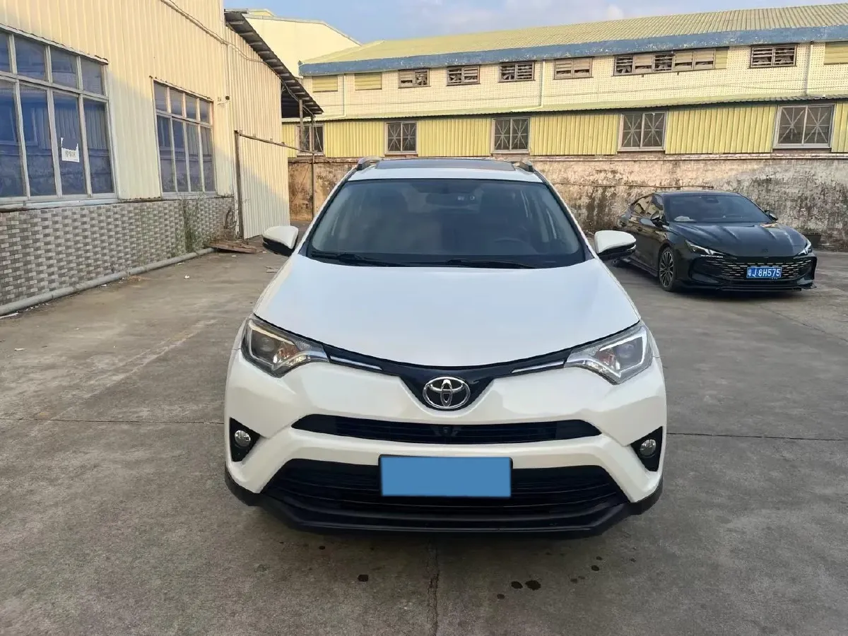 2019 Toyota Camry 2.0L 178HP L4 CVT,autocango,china used car exporter,china ev exporter,chinese used car exporter,chinese used ev exporter