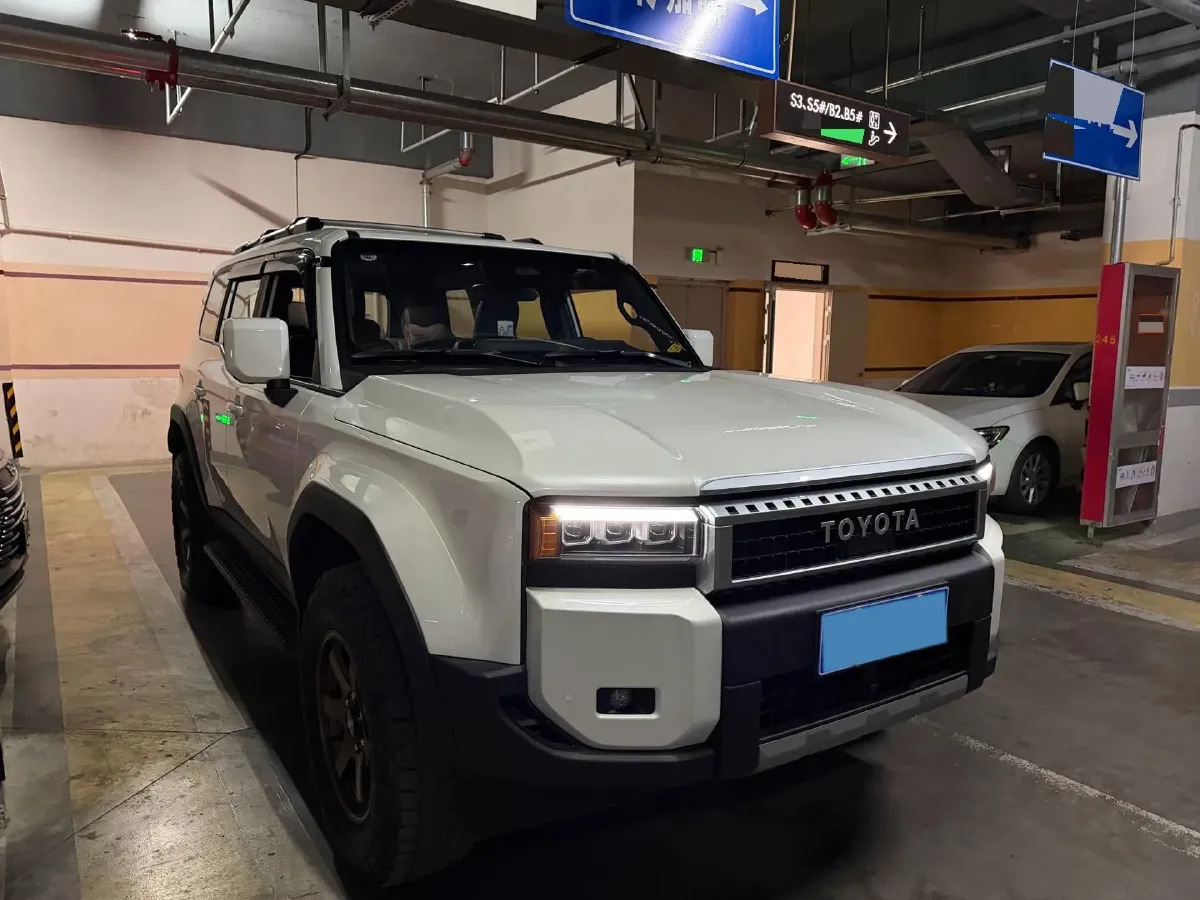2025 Toyota Land Cruiser Prado 2.4T 282HP L4 8AT Hybrid 5.1KWH,autocango,china used car exporter,china ev exporter,chinese used car exporter,chinese used ev exporter