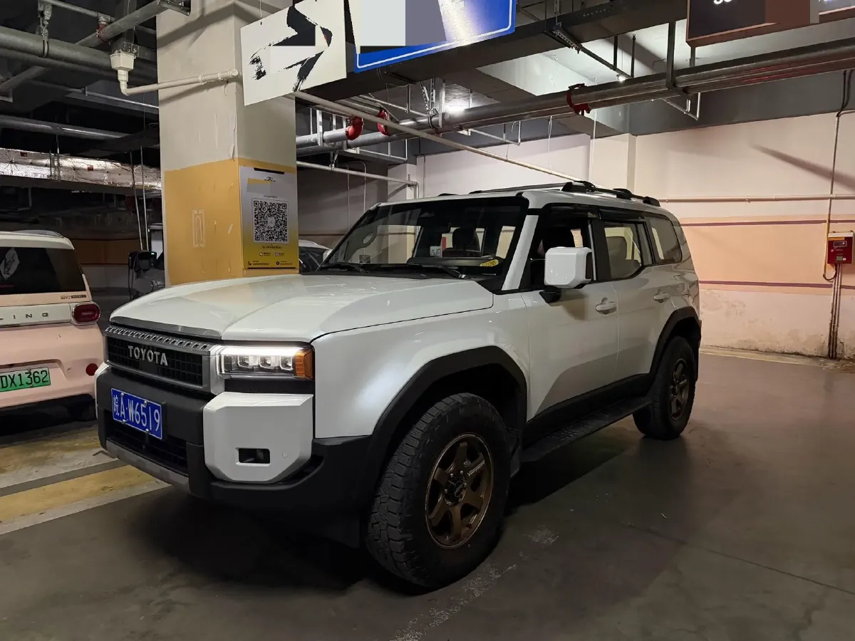 2025 Toyota Land Cruiser Prado 2.4T 282HP L4 8AT Hybrid 5.1KWH,autocango,china used car exporter,china ev exporter,chinese used car exporter,chinese used ev exporter