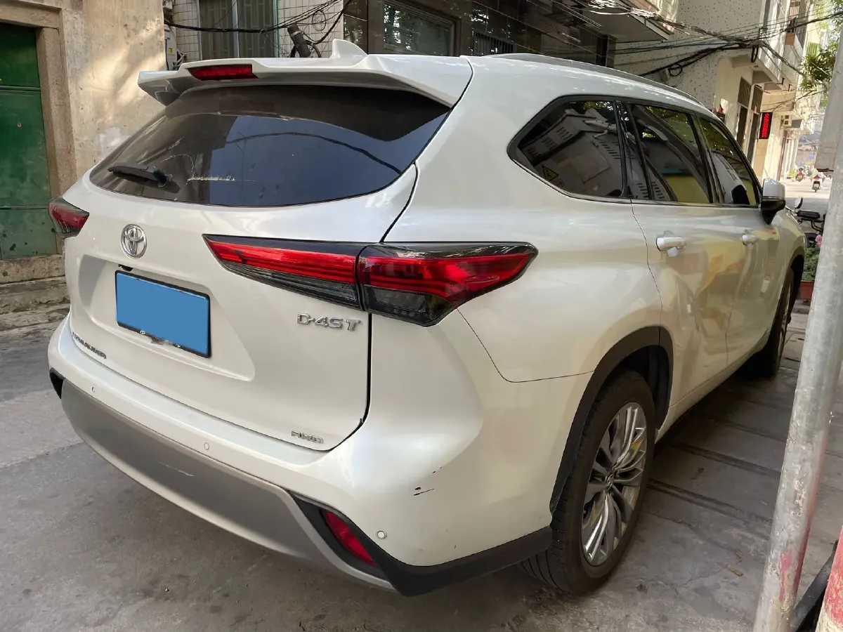 2022 Toyota Highlander 2.0T 248HP L4 8AT,autocango,china used car exporter,china ev exporter,chinese used car exporter,chinese used ev exporter