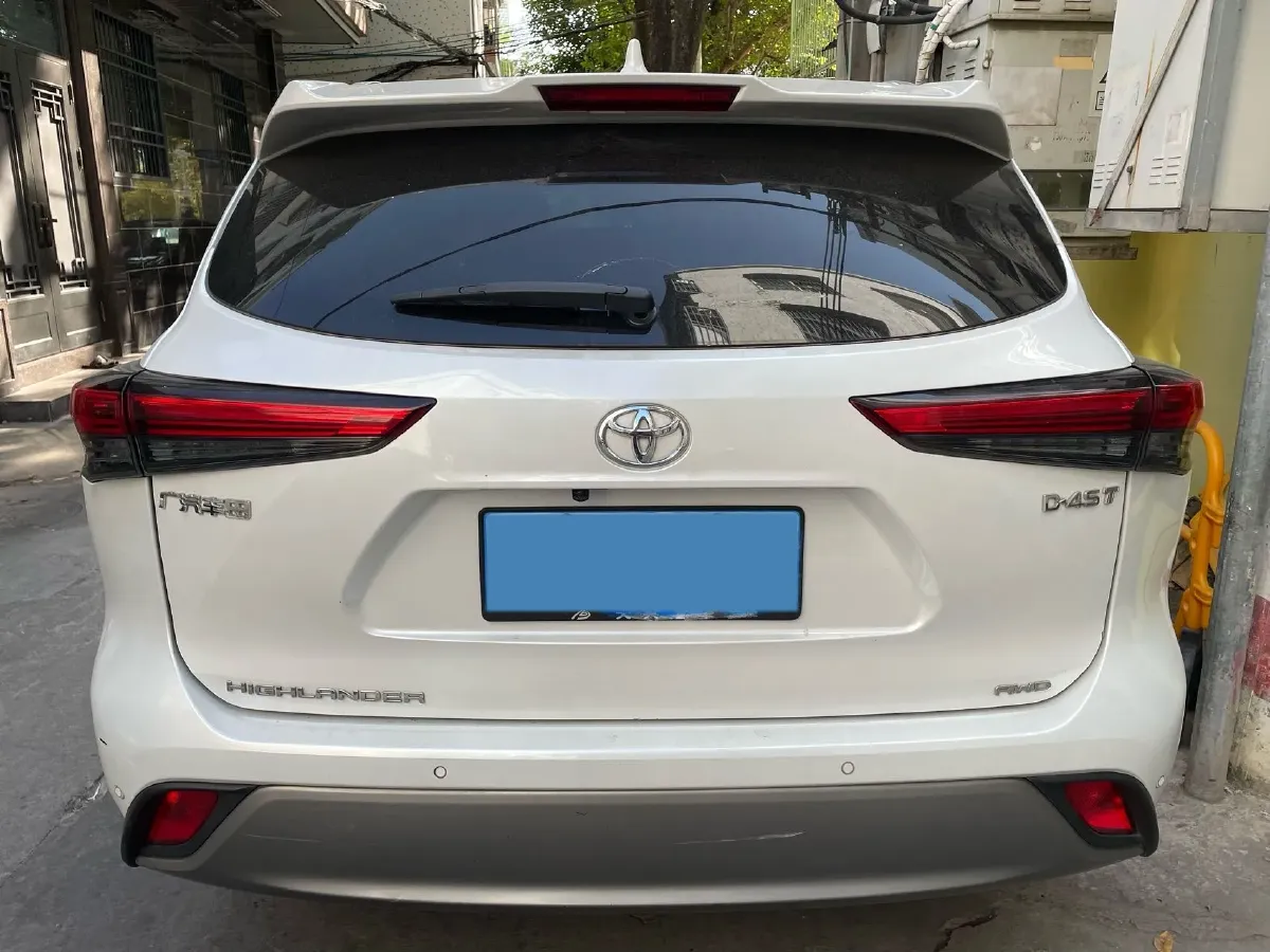 2022 Toyota Highlander 2.0T 248HP L4 8AT,autocango,china used car exporter,china ev exporter,chinese used car exporter,chinese used ev exporter