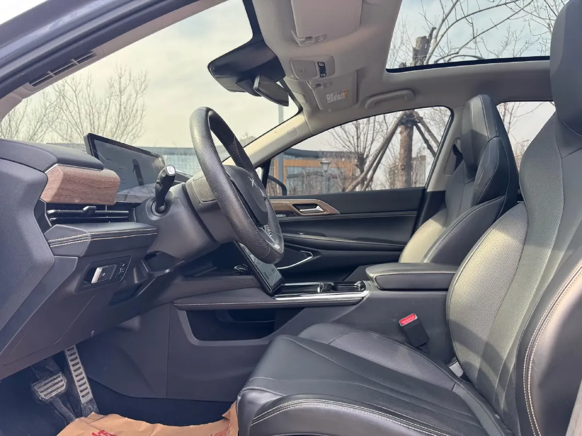 2022 Chevrolet Menlo BEV 61.1KWH,autocango,china used car exporter,china ev exporter,chinese used car exporter,chinese used ev exporter