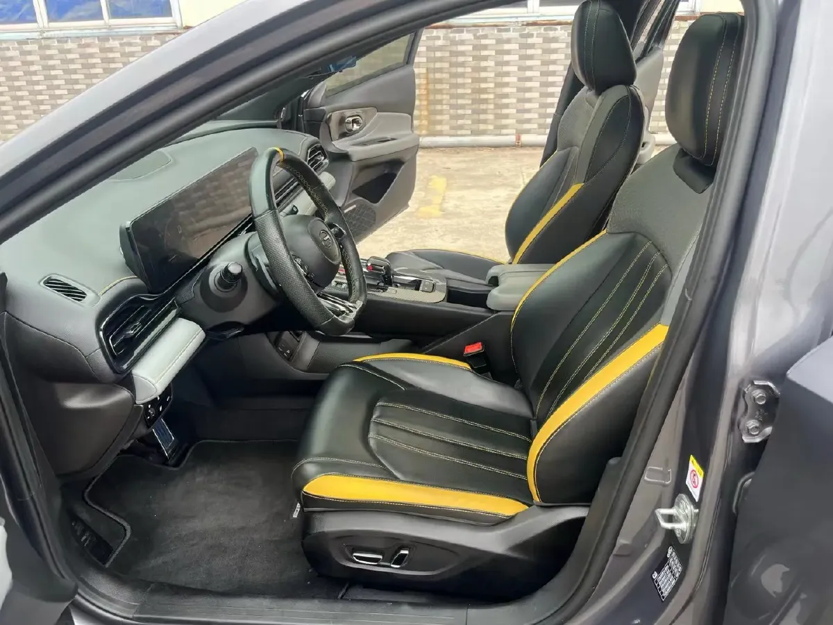 2021 GAC Trumpchi Empow 1.5T 177HP L4 7DCT,autocango,china used car exporter,china ev exporter,chinese used car exporter,chinese used ev exporter