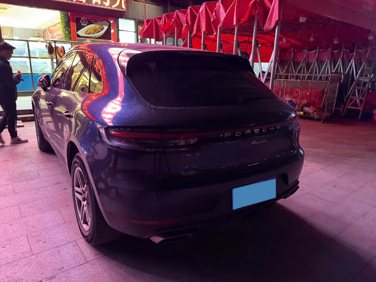 2020 Porsche Macan 2.0T 252HP L4 7DCT,autocango,china used car exporter,china ev exporter,chinese used car exporter,chinese used ev exporter