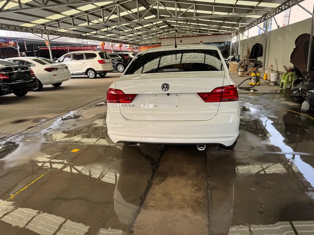 2016 Volkswagen Santana 1.4L 90HP L4 5MT,autocango,china used car exporter,china ev exporter,chinese used car exporter,chinese used ev exporter