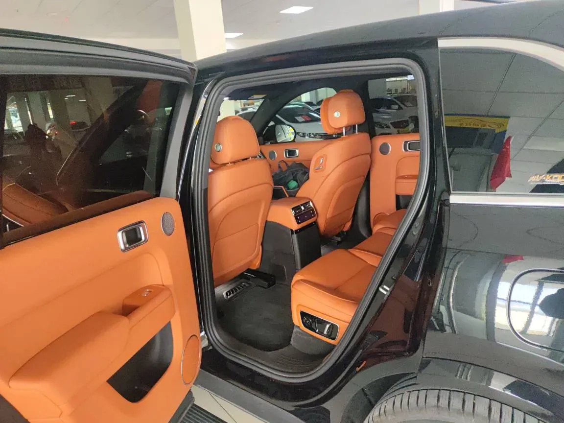 2024 Li L8 Range Extended 154HP REEV 52.3KWH,autocango,china used car exporter,china ev exporter,chinese used car exporter,chinese used ev exporter