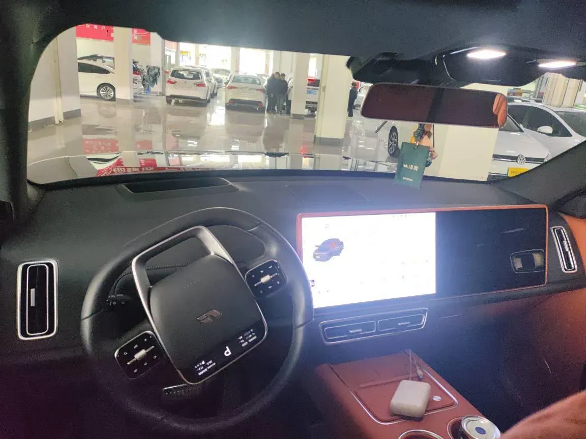 2024 Li L8 Range Extended 154HP REEV 52.3KWH,autocango,china used car exporter,china ev exporter,chinese used car exporter,chinese used ev exporter