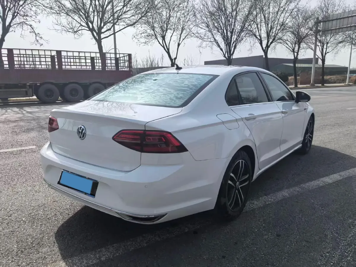 2019 Volkswagen Passat 1.4T 150HP L4 7DCT,autocango,china used car exporter,china ev exporter,chinese used car exporter,chinese used ev exporter