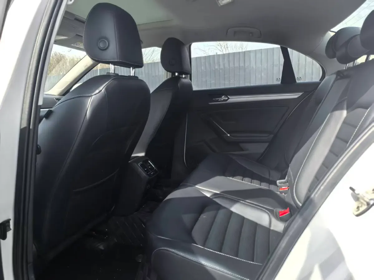 2019 Volkswagen Passat 1.4T 150HP L4 7DCT,autocango,china used car exporter,china ev exporter,chinese used car exporter,chinese used ev exporter