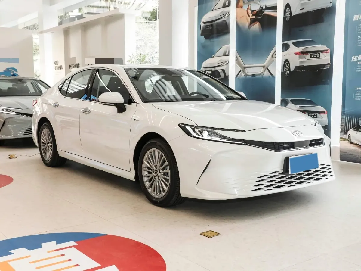 2024 Toyota Camry 2.0L 152HP L4 E-CVT Hybrid,autocango,china used car exporter,china ev exporter,chinese used car exporter,chinese used ev exporter