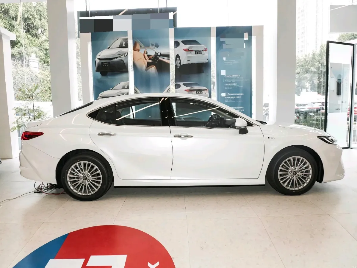 2024 Toyota Camry 2.0L 152HP L4 E-CVT Hybrid,autocango,china used car exporter,china ev exporter,chinese used car exporter,chinese used ev exporter