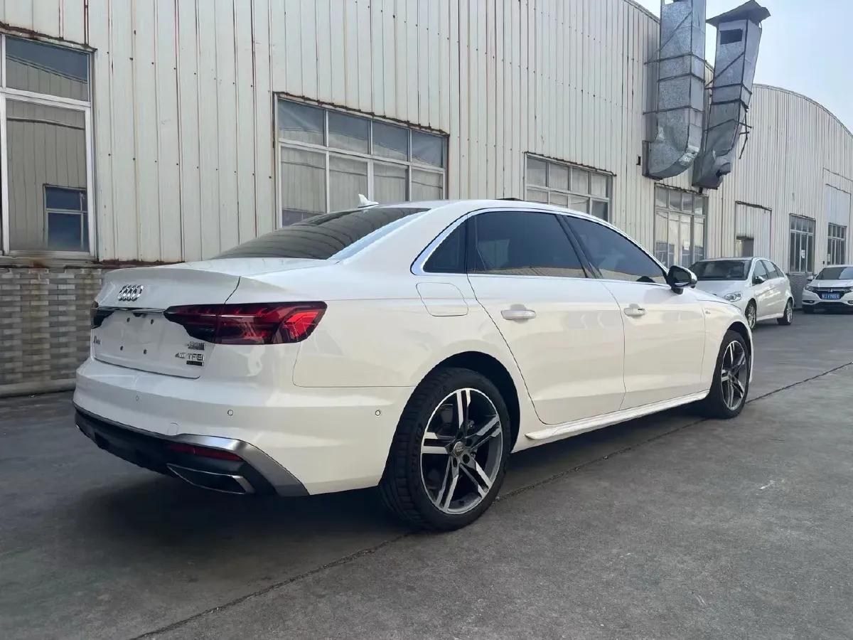 2020 Audi A4L 2.0T 190HP L4 7DCT,autocango,china used car exporter,china ev exporter,chinese used car exporter,chinese used ev exporter