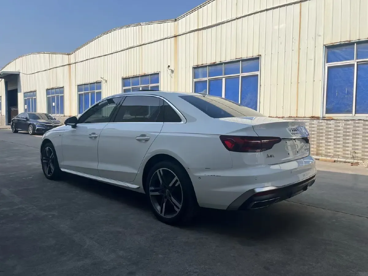 2020 Audi A4L 2.0T 190HP L4 7DCT,autocango,china used car exporter,china ev exporter,chinese used car exporter,chinese used ev exporter