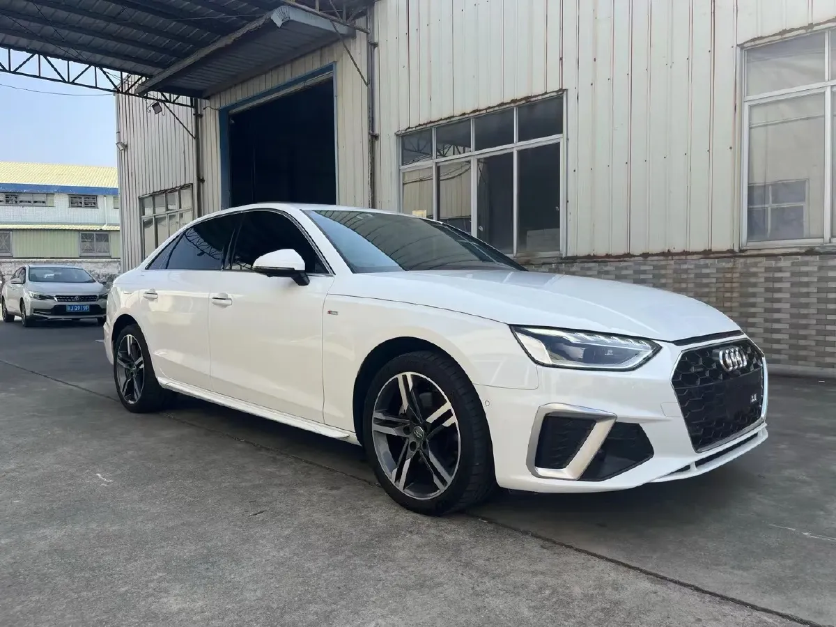 2020 Audi A4L 2.0T 190HP L4 7DCT,autocango,china used car exporter,china ev exporter,chinese used car exporter,chinese used ev exporter