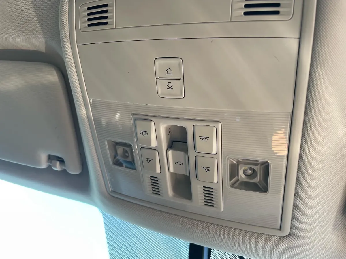 2021 Volkswagen Tharu 1.4T 150HP L4 7DCT,autocango,china used car exporter,china ev exporter,chinese used car exporter,chinese used ev exporter