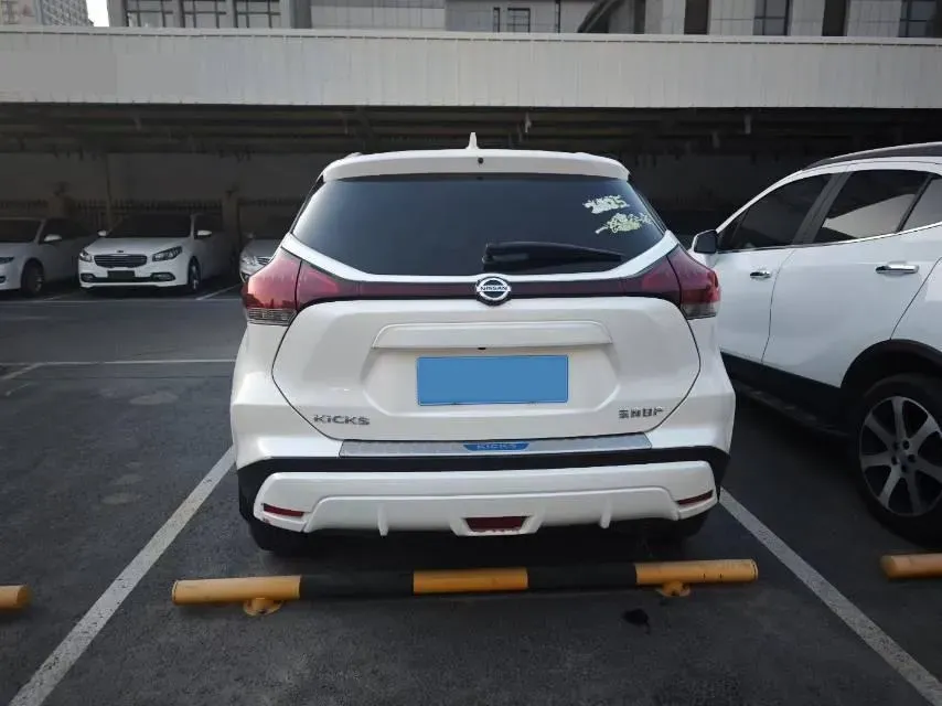 2022 Nissan Kicks 1.5L 122HP L4 CVT,autocango,china used car exporter,china ev exporter,chinese used car exporter,chinese used ev exporter