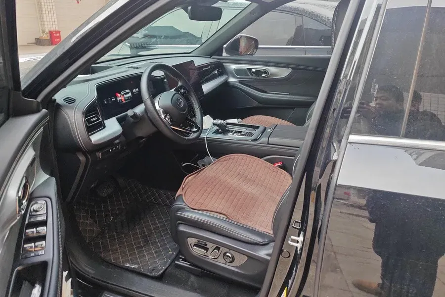 2022 GAC Trumpchi GS8 2.0T 190HP L4 E-CVT Hybrid,autocango,china used car exporter,china ev exporter,chinese used car exporter,chinese used ev exporter