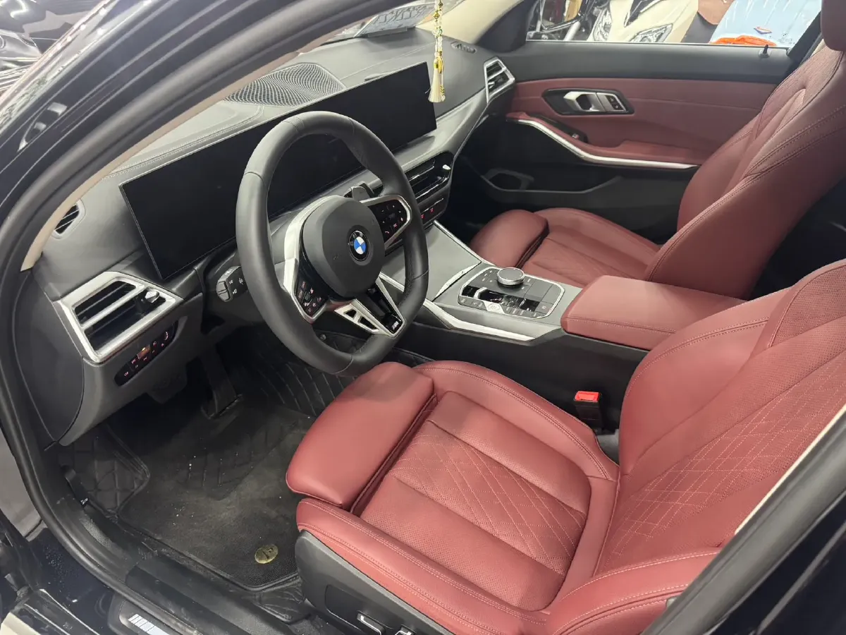 2025 BMW 3 Series 2.0T 184HP L4 8AT,autocango,china used car exporter,china ev exporter,chinese used car exporter,chinese used ev exporter