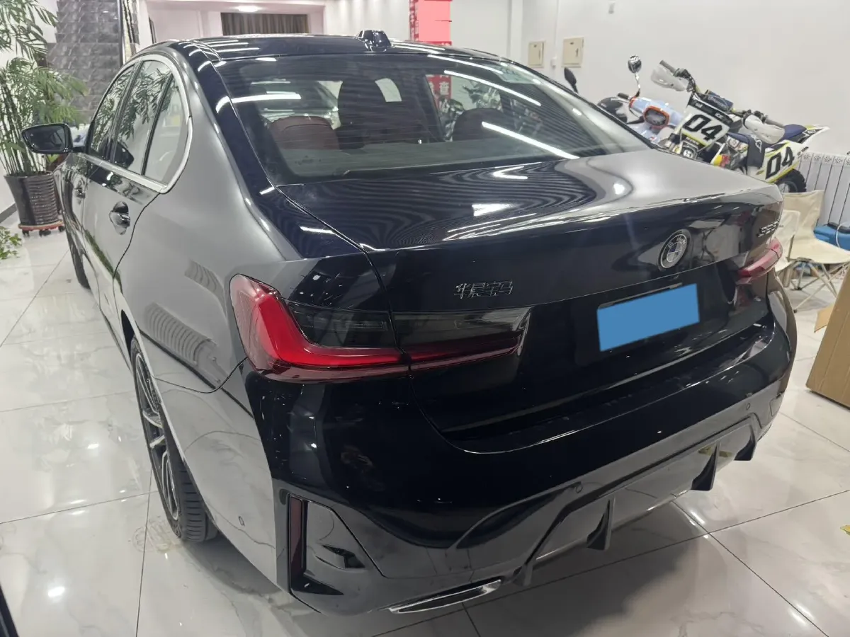 2025 BMW 3 Series 2.0T 184HP L4 8AT,autocango,china used car exporter,china ev exporter,chinese used car exporter,chinese used ev exporter