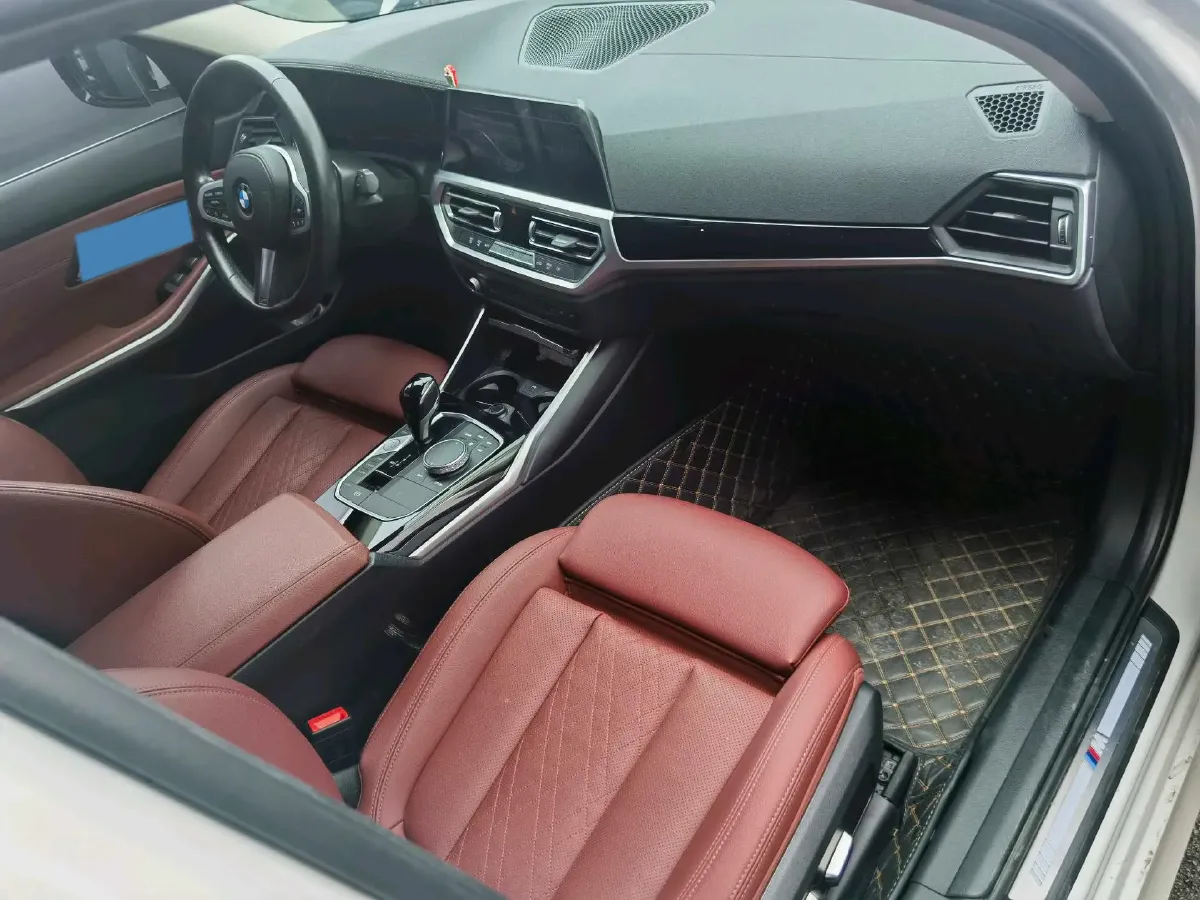 2022 BMW 3 Series 2.0T 156HP L4 8AT,autocango,china used car exporter,china ev exporter,chinese used car exporter,chinese used ev exporter