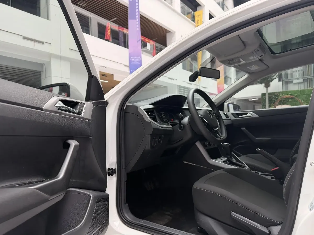 2021 Bestune T55 1.5T 169HP L4 7DCT,autocango,china used car exporter,china ev exporter,chinese used car exporter,chinese used ev exporter