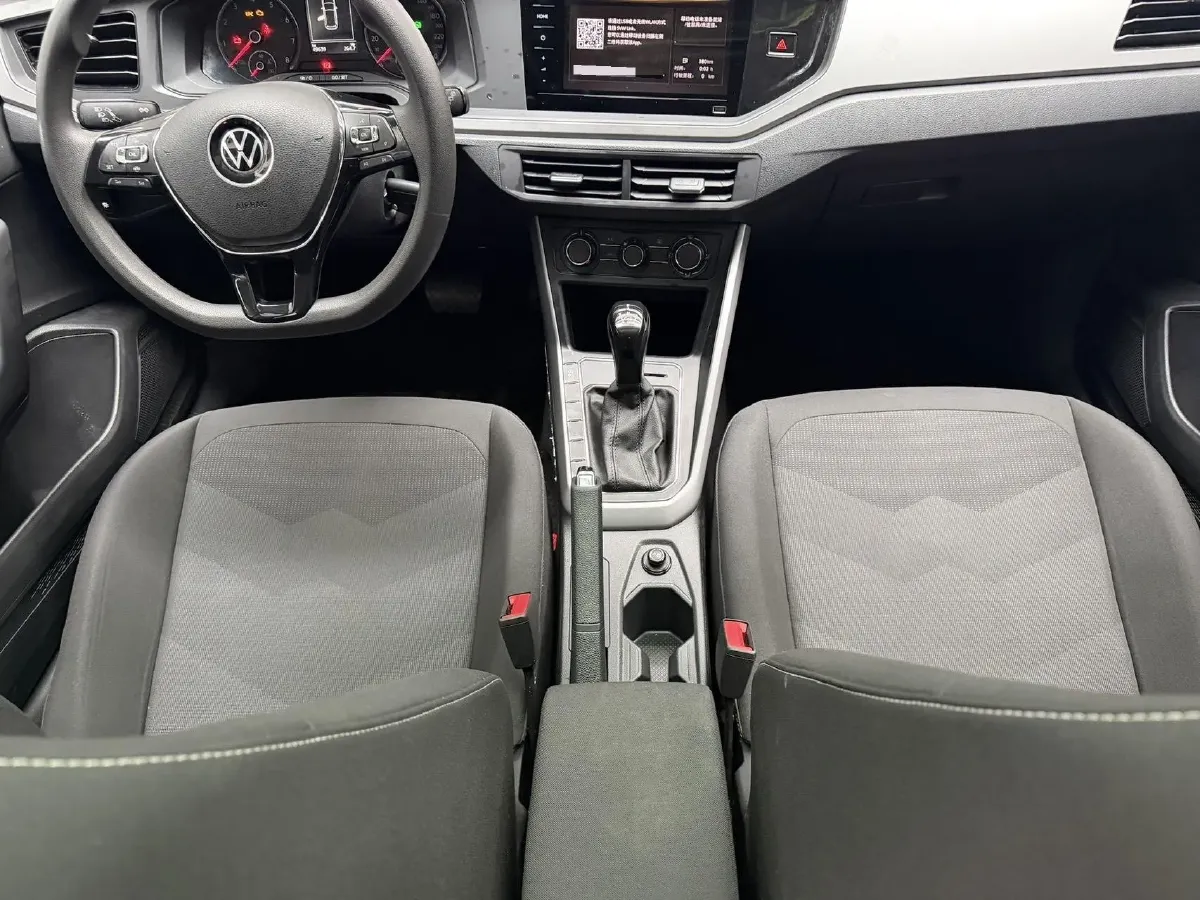 2021 Bestune T55 1.5T 169HP L4 7DCT,autocango,china used car exporter,china ev exporter,chinese used car exporter,chinese used ev exporter