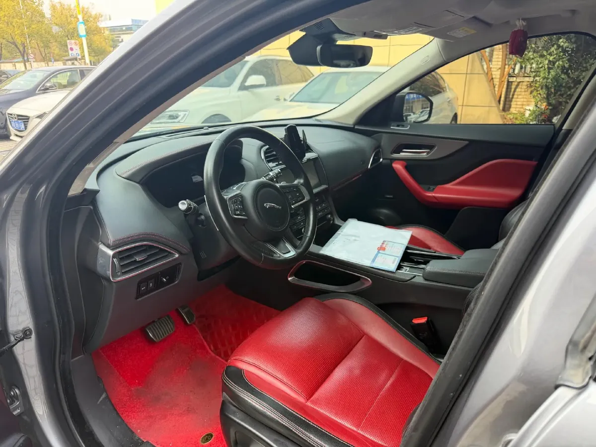 2020 Jaguar F-PACE 2.0T 250HP L4 8AT,autocango,china used car exporter,china ev exporter,chinese used car exporter,chinese used ev exporter