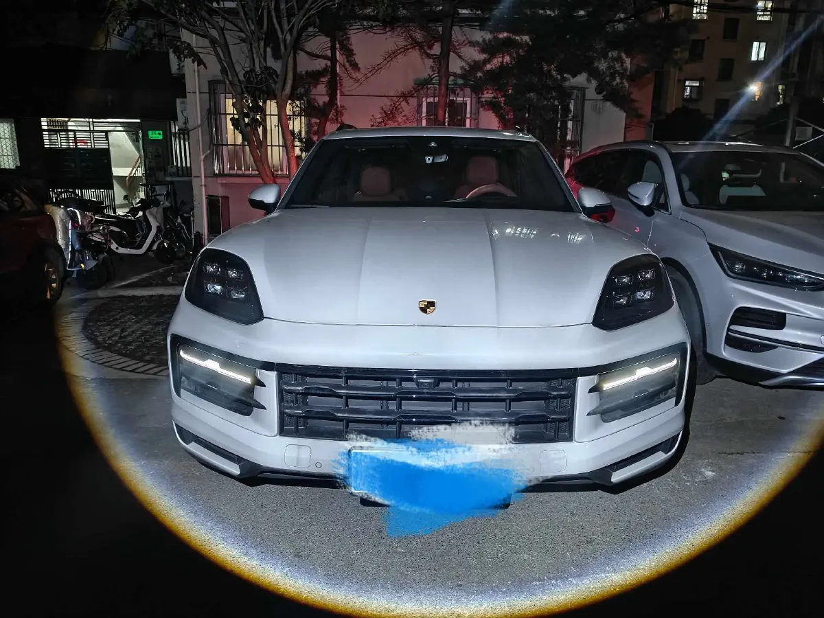 2025 Porsche Cayenne 3.0T 354HP V6 8AT,autocango,china used car exporter,china ev exporter,chinese used car exporter,chinese used ev exporter