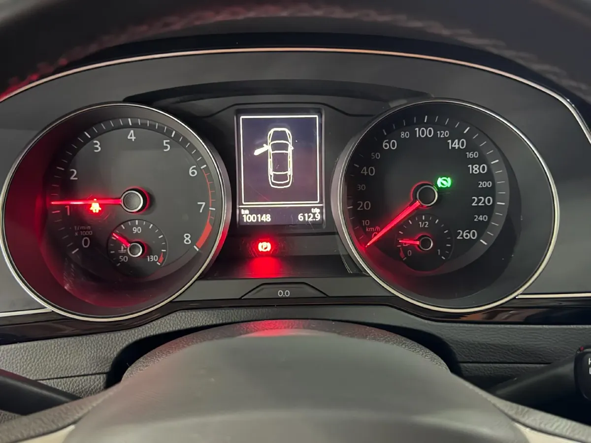 2020 Volkswagen Magotan 2.0T 186HP L4 7DCT,autocango,china used car exporter,china ev exporter,chinese used car exporter,chinese used ev exporter