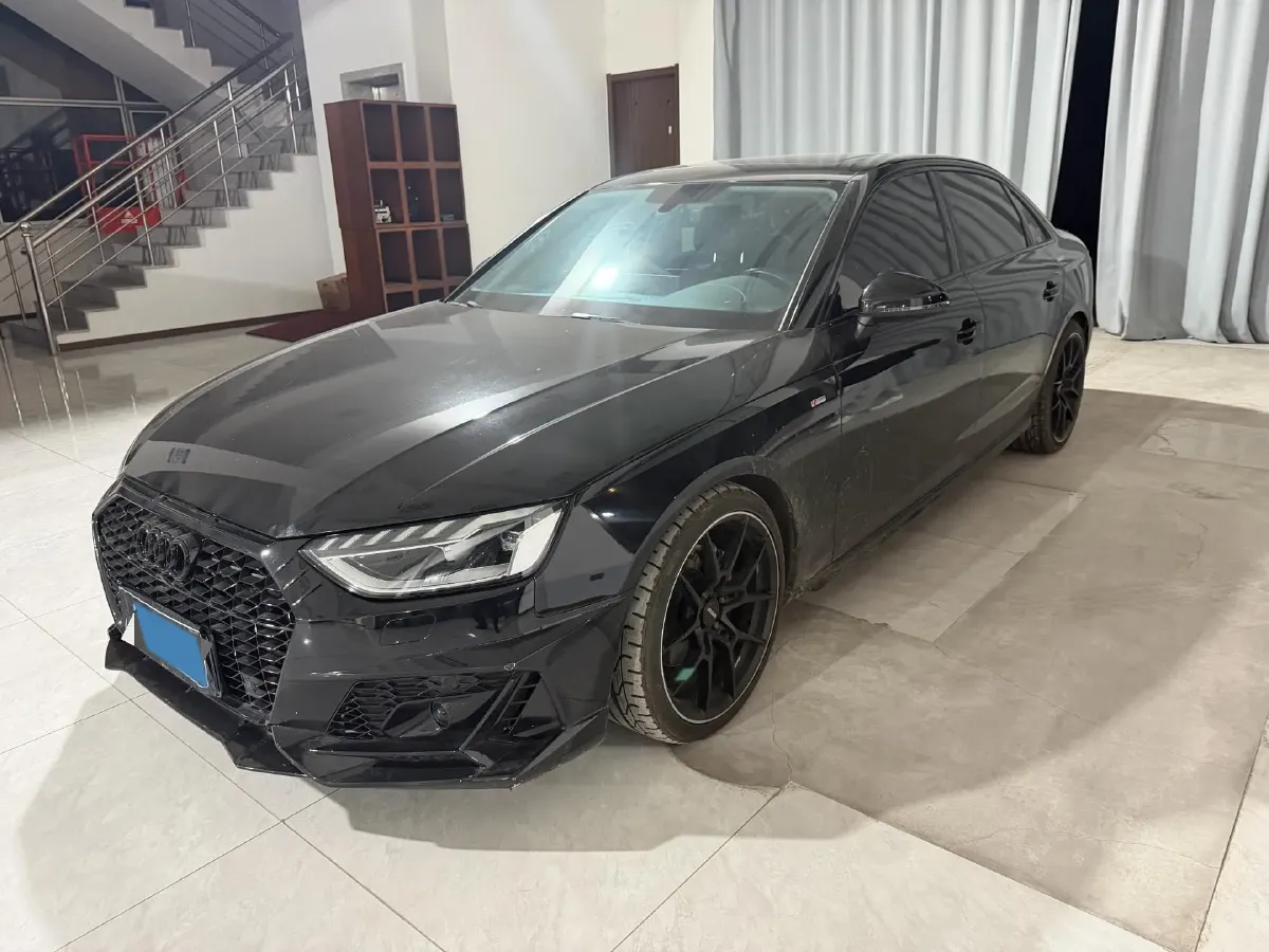 2020 Audi A4L 2.0T 190HP L4 7DCT,autocango,china used car exporter,china ev exporter,chinese used car exporter,chinese used ev exporter