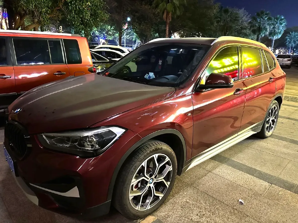2021 BMW X1 2.0T 192HP L4 7DCT,autocango,china used car exporter,china ev exporter,chinese used car exporter,chinese used ev exporter