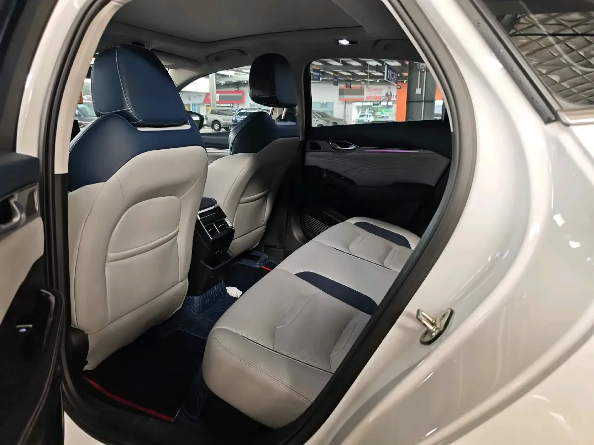 2020 Peugeot 408 1.6T 170HP L4 6AT,autocango,china used car exporter,china ev exporter,chinese used car exporter,chinese used ev exporter