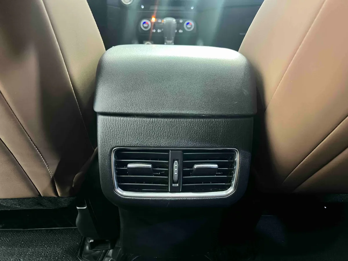 2022 Hyundai Tucson 2.0L 150HP L4 6AT Hybrid,autocango,china used car exporter,china ev exporter,chinese used car exporter,chinese used ev exporter