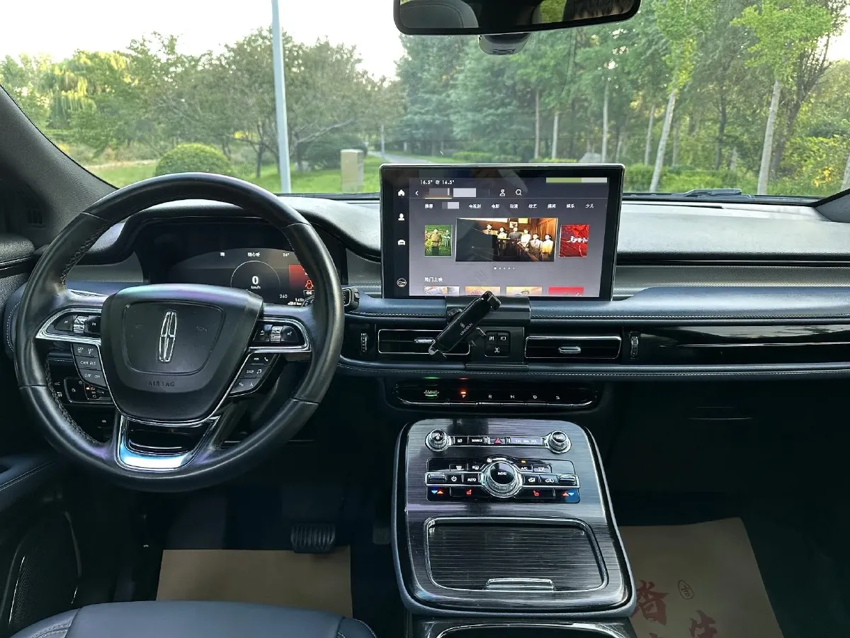 2021 Lincoln Nautilus 2.0T 245HP L4 8AT,autocango,china used car exporter,china ev exporter,chinese used car exporter,chinese used ev exporter