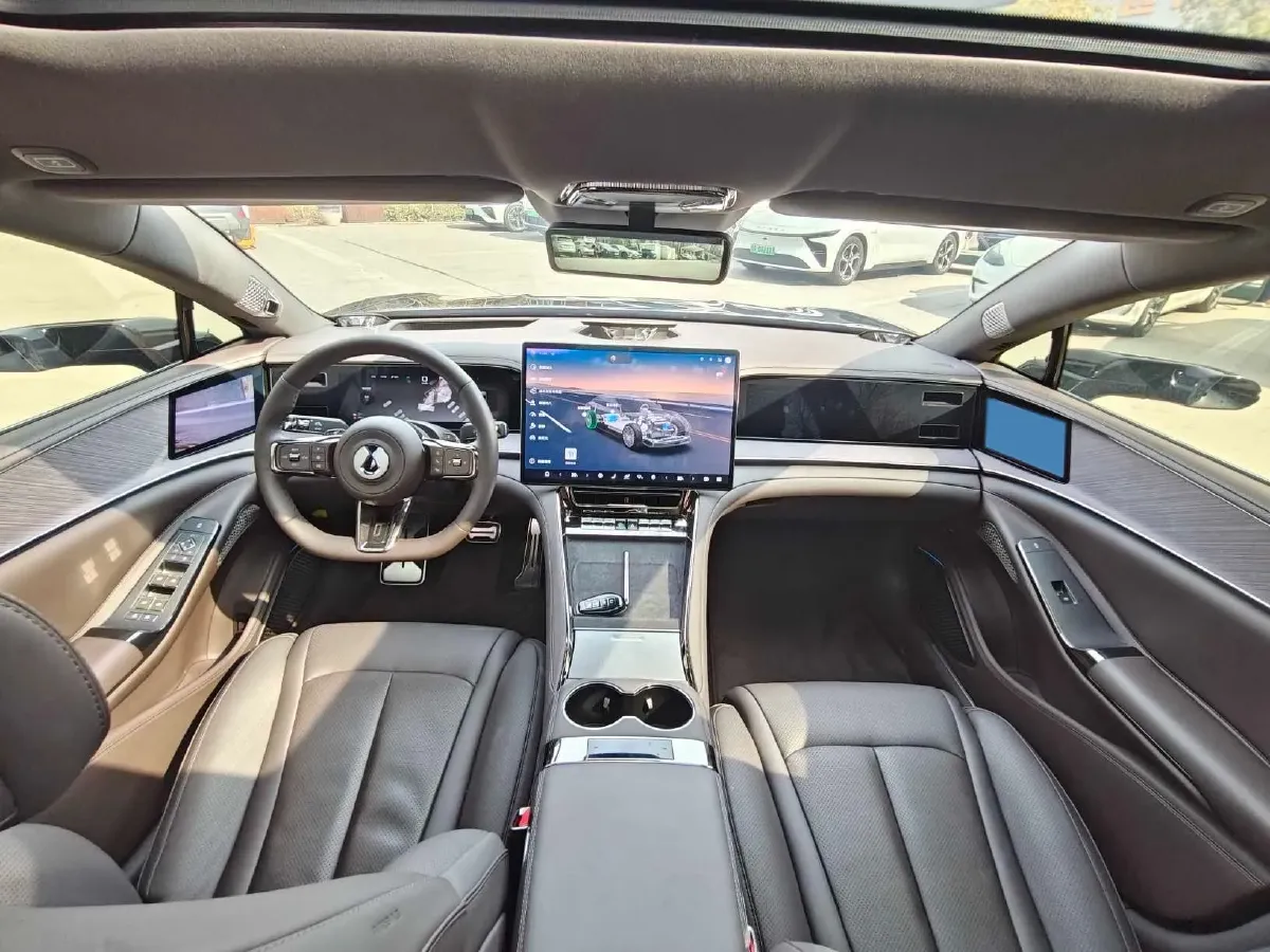 2024 Denza DenzaZ9 2.0T 207HP L4 E-CVT PHEV 38.5KWH,autocango,china used car exporter,china ev exporter,chinese used car exporter,chinese used ev exporter