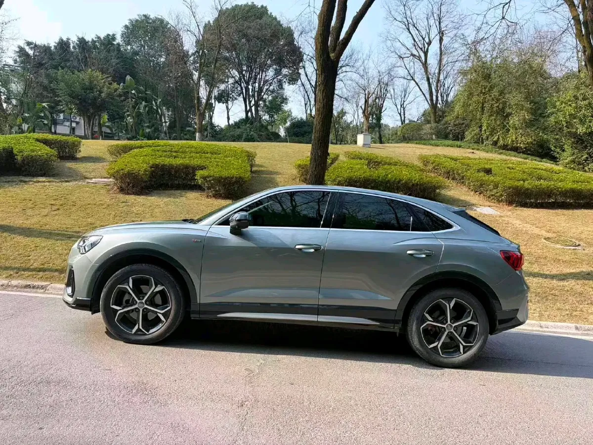 2020 Audi Q3 Sportback 2.0T 220HP L4 7DCT,autocango,china used car exporter,china ev exporter,chinese used car exporter,chinese used ev exporter