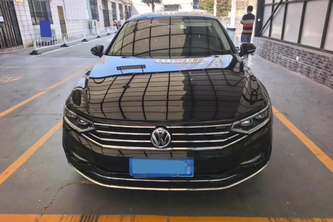 2020 Volkswagen Magotan 2.0T 186HP L4 7DCT,autocango,china used car exporter,china ev exporter,chinese used car exporter,chinese used ev exporter