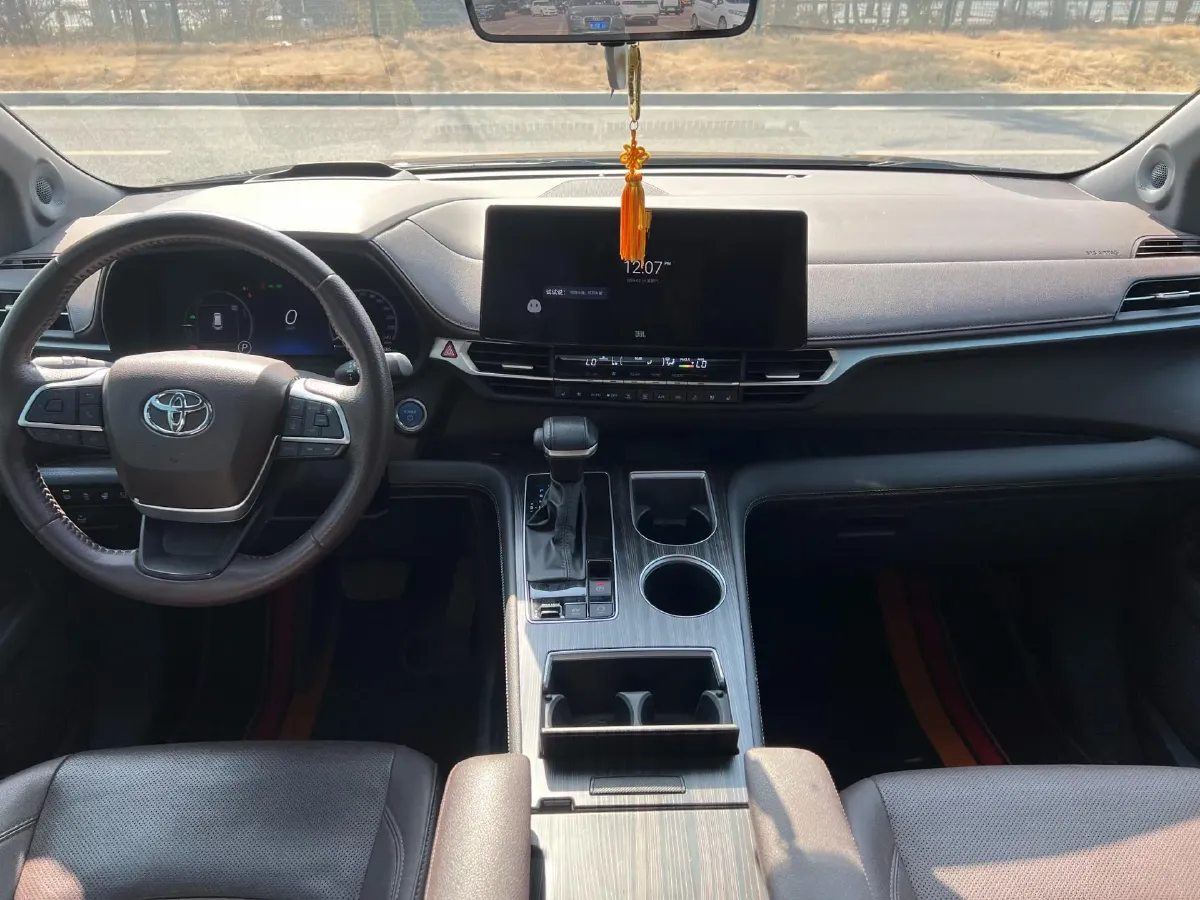 2021 Toyota Sienna 2.5L 192HP L4 E-CVT Hybrid,autocango,china used car exporter,china ev exporter,chinese used car exporter,chinese used ev exporter