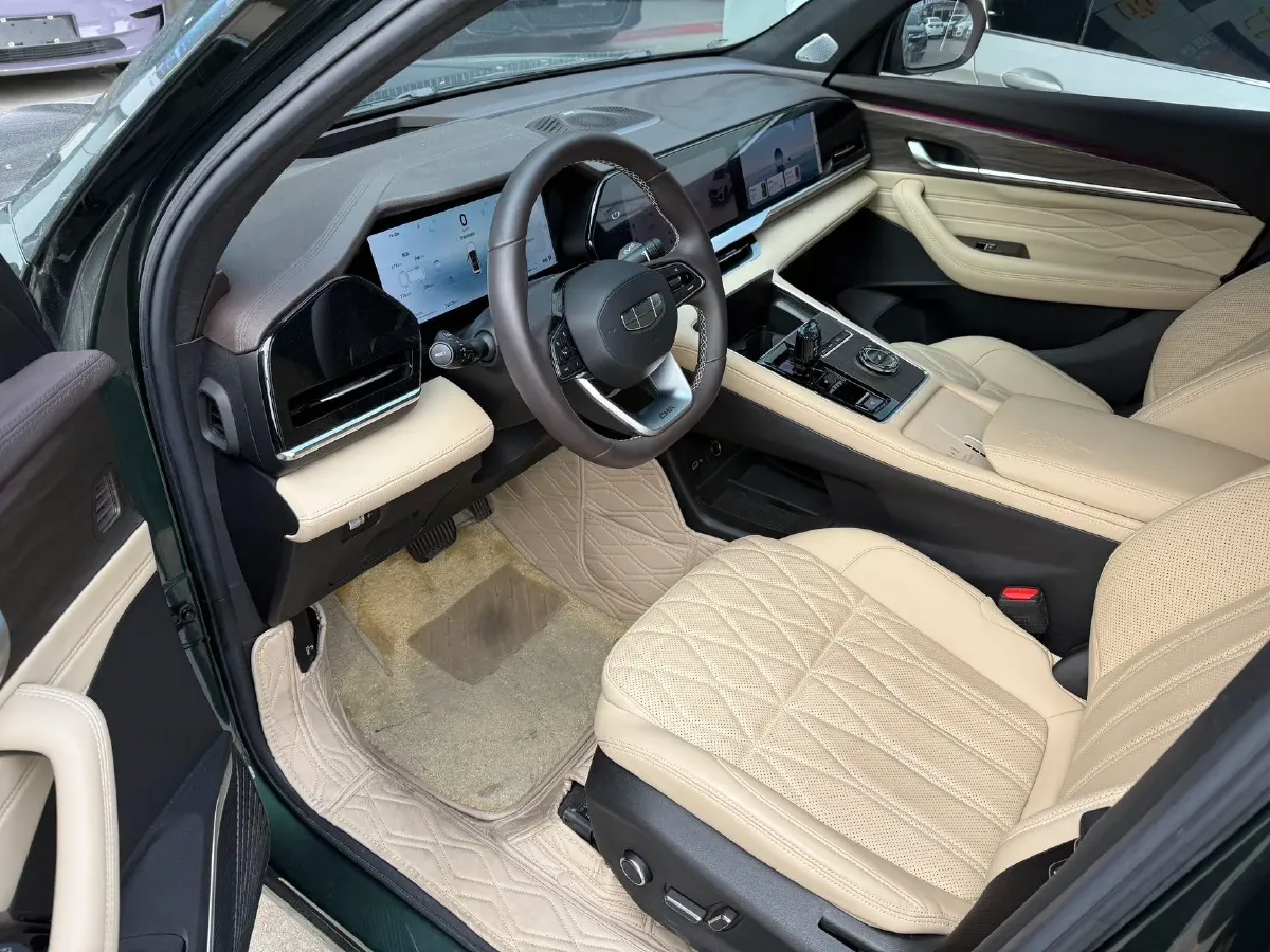 2025 Geely Monjaro 2.0T 238HP L4 8AT,autocango,china used car exporter,china ev exporter,chinese used car exporter,chinese used ev exporter