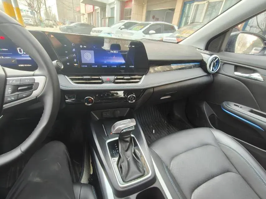 2022 Chevrolet Monza 1.3T 163HP L3 6AT,autocango,china used car exporter,china ev exporter,chinese used car exporter,chinese used ev exporter