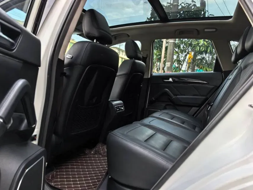 2016 Zotye T600 2.0T 190HP L4 6DCT,autocango,china used car exporter,china ev exporter,chinese used car exporter,chinese used ev exporter