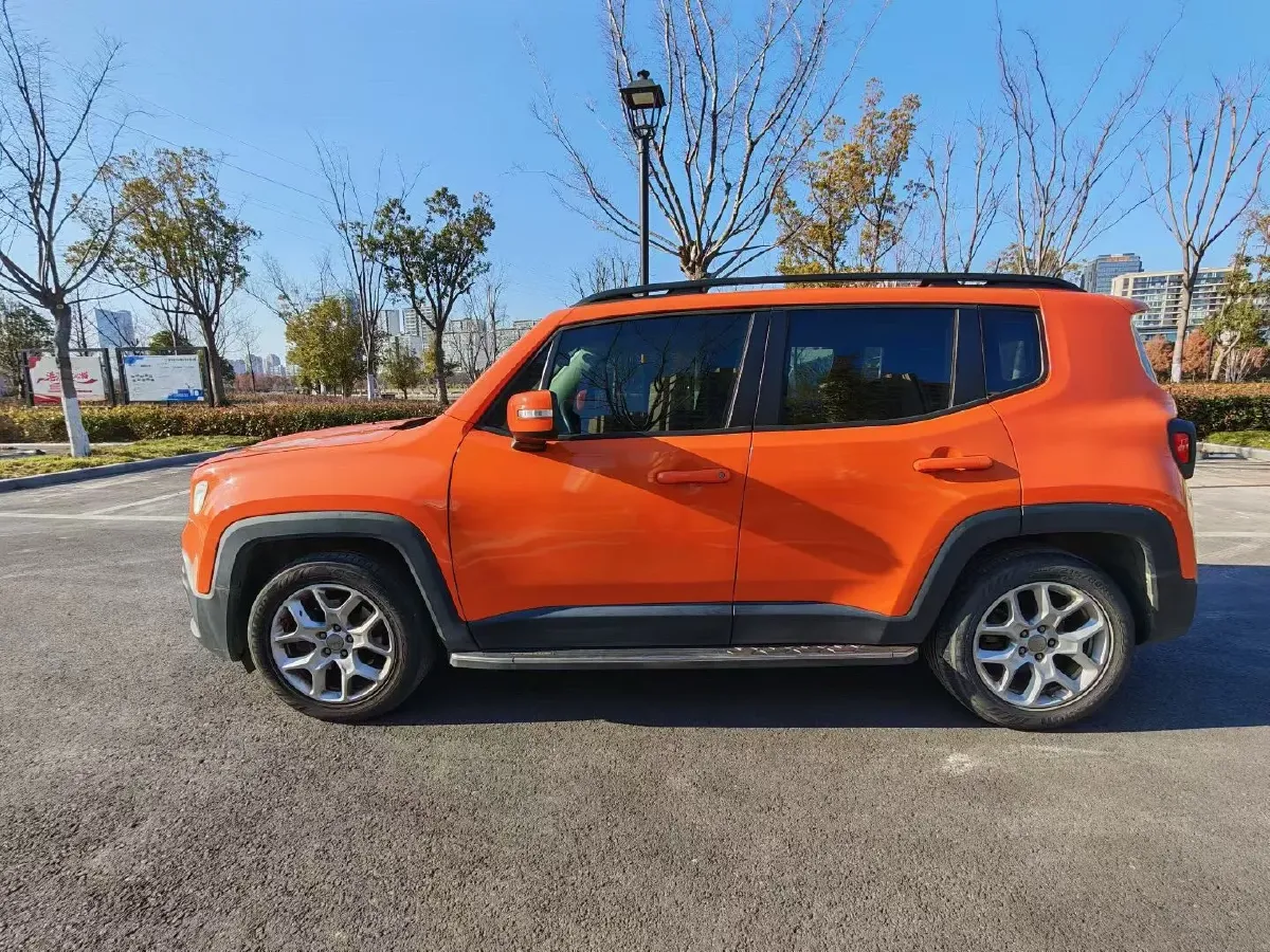 2018 Jeep Renegade 1.4T 150HP L4 7DCT,autocango,china used car exporter,china ev exporter,chinese used car exporter,chinese used ev exporter